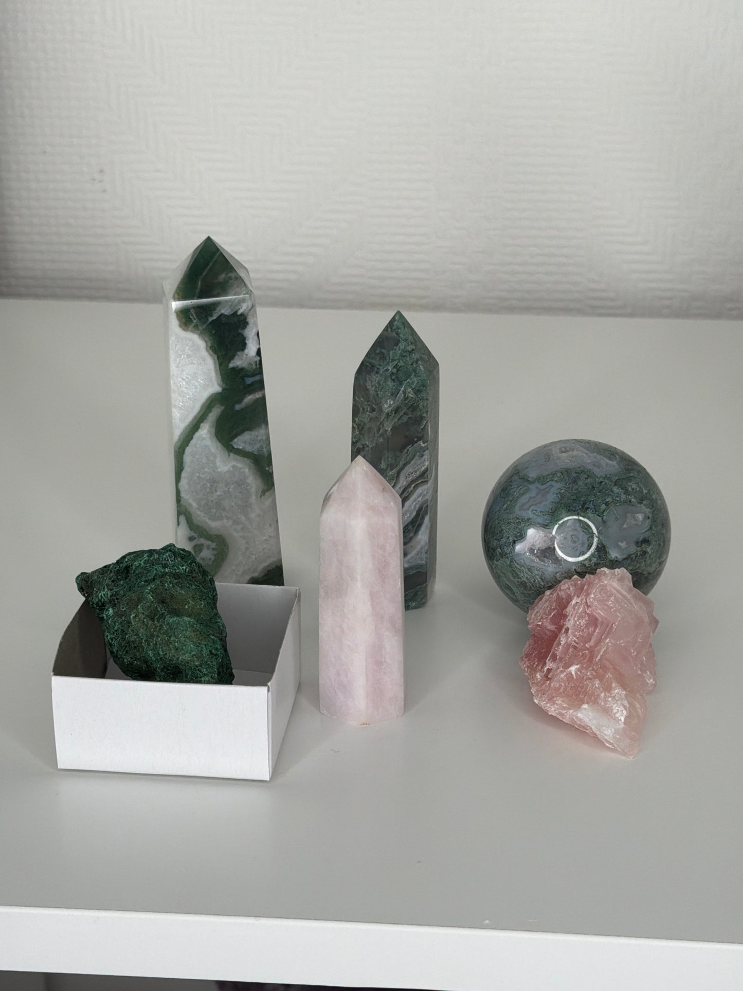 Laura Crystal live claims