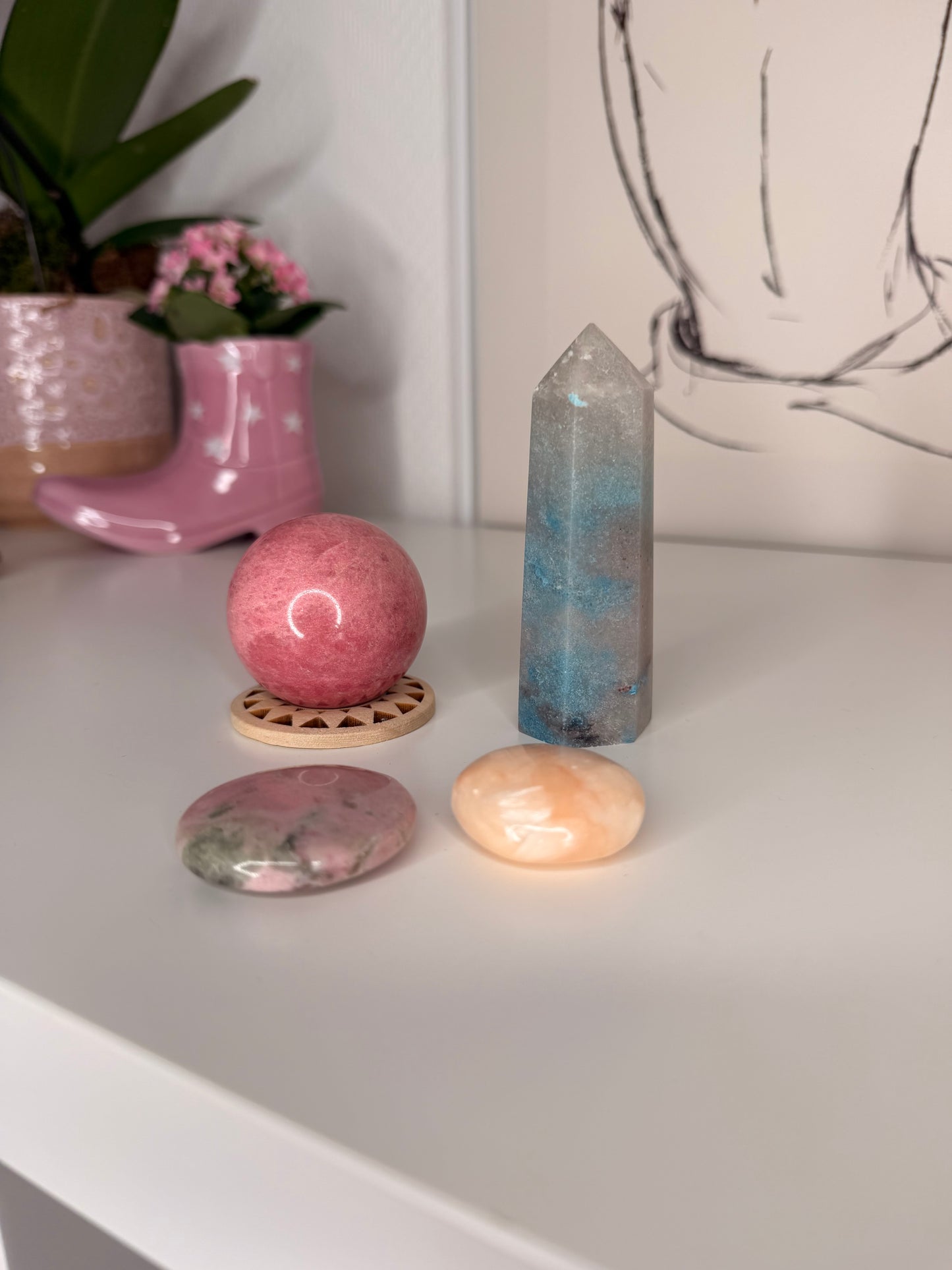 Robina Crystal live claims