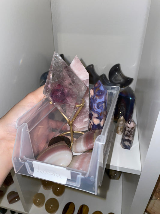 Laura Crystal live claims