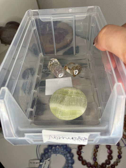Northern rose crystal lice claims