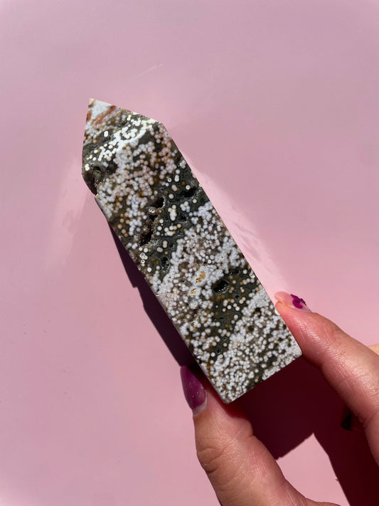 Orbicular 8th Vein Jasper Tower