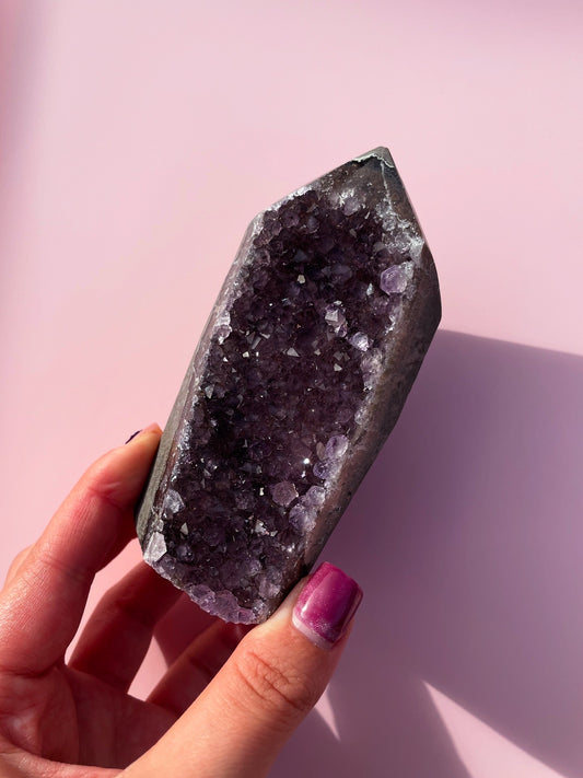 HQ Brazilian Amethyst Tower 392g