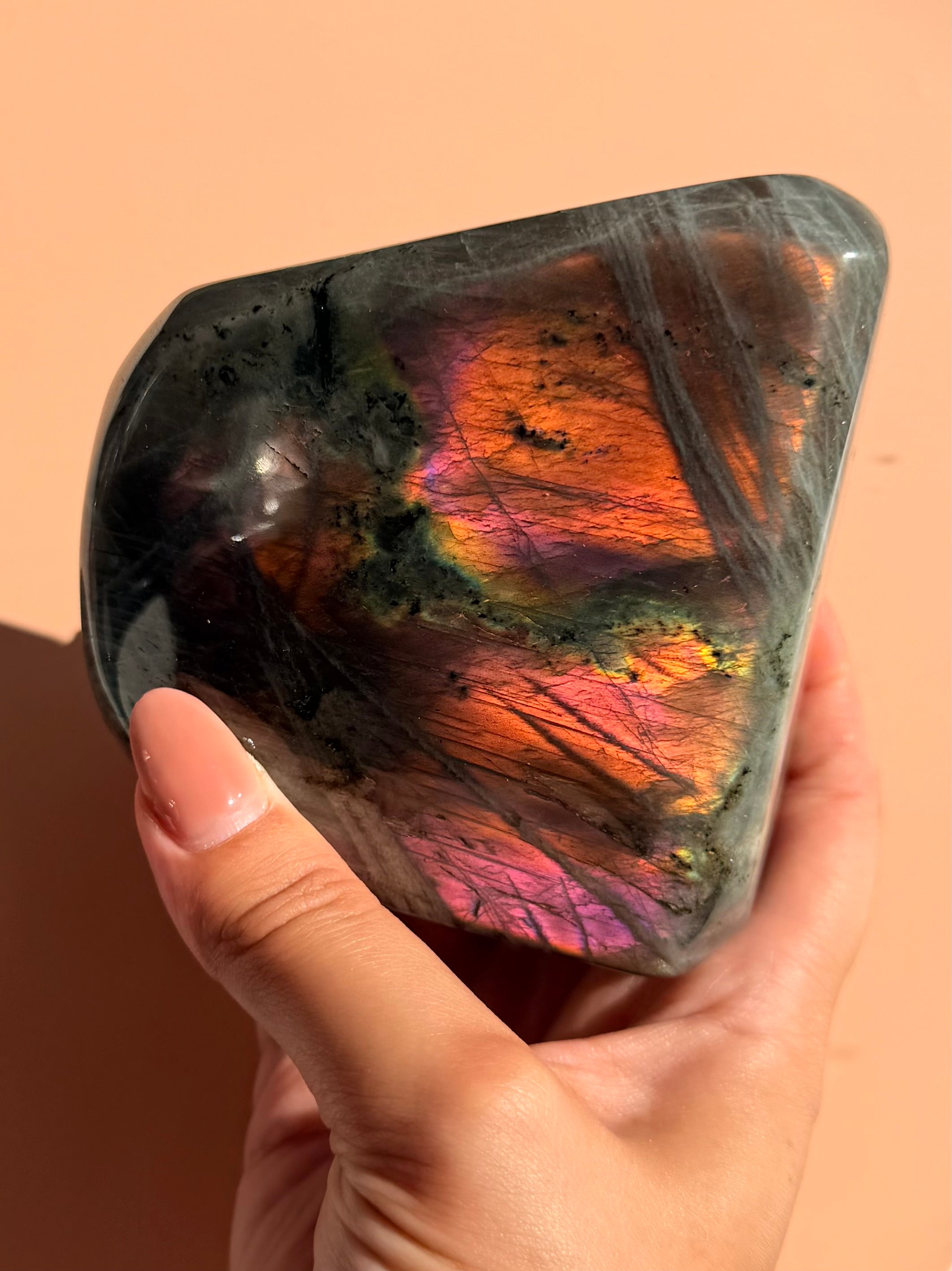 Sunset labradorite Freeform 973g