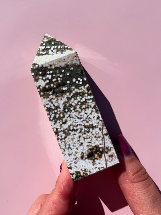 Orbicular 8th Vein Jasper Tower