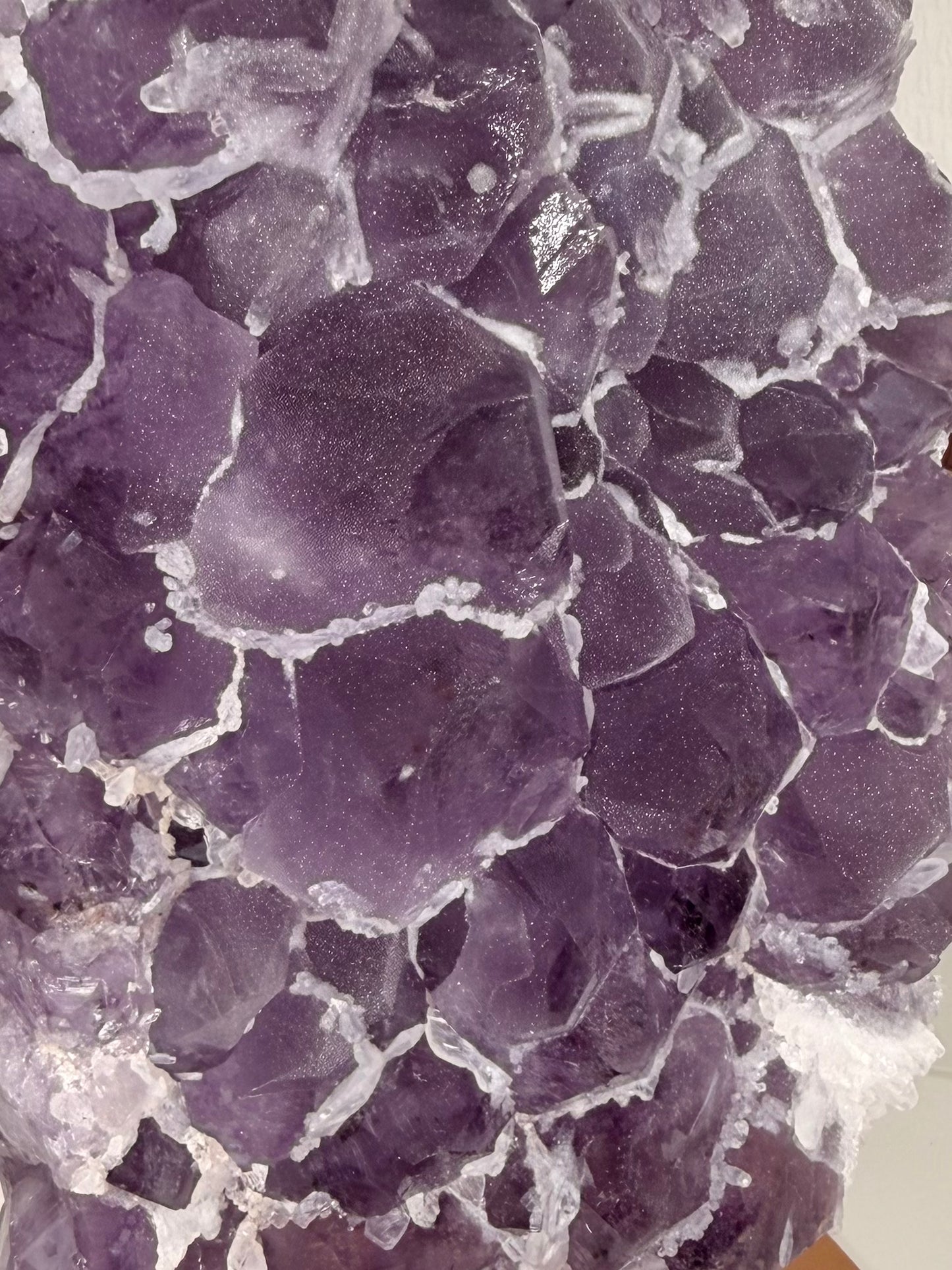 4KG Brazilian Amethyst x Calcite Statement On Stand
