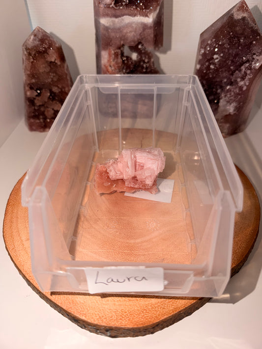 Laura Crystal live claims