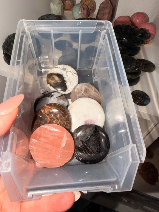 Julie Crystal live claims