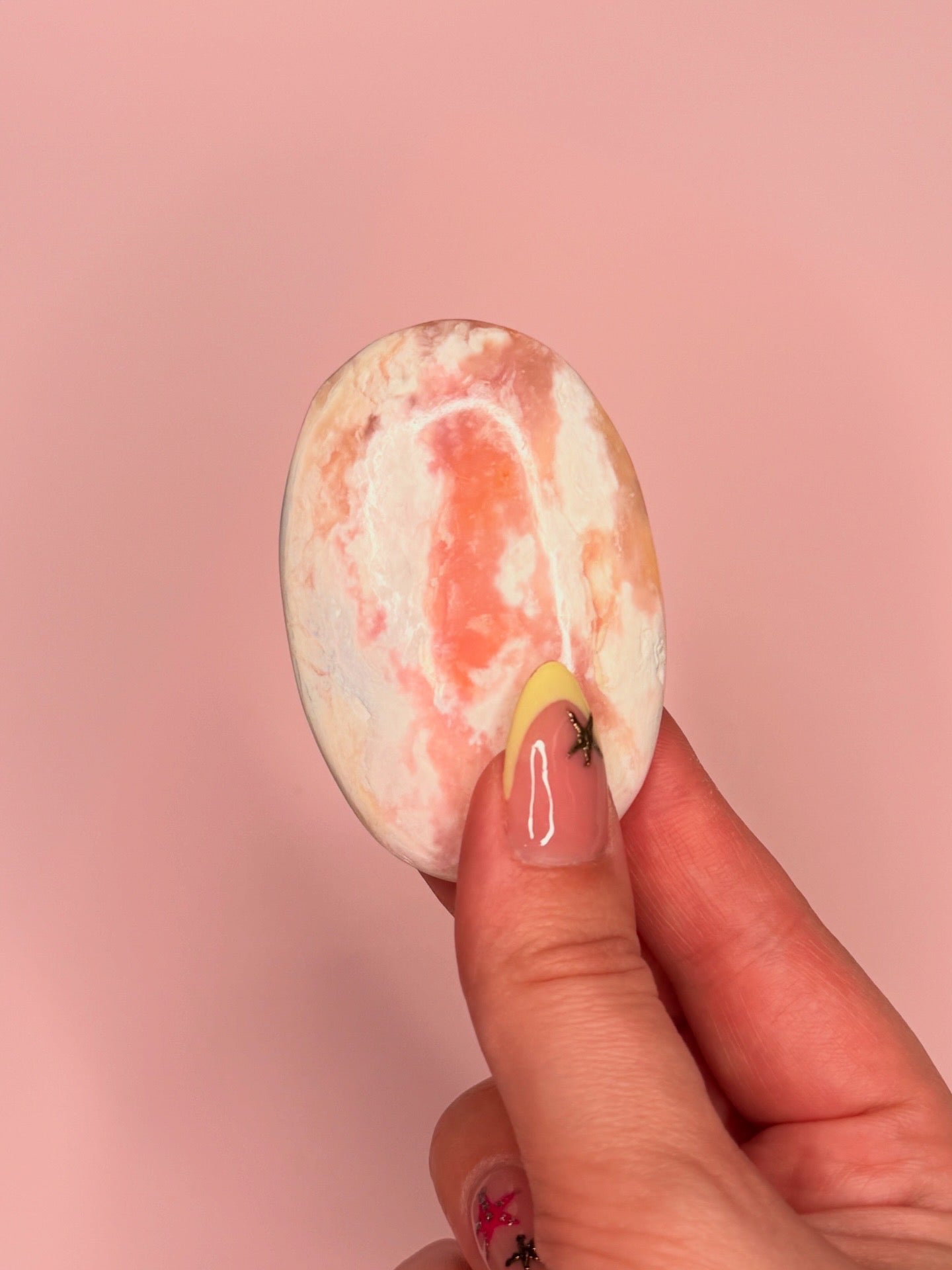 HQ Peru Pink Opal Palm Stones