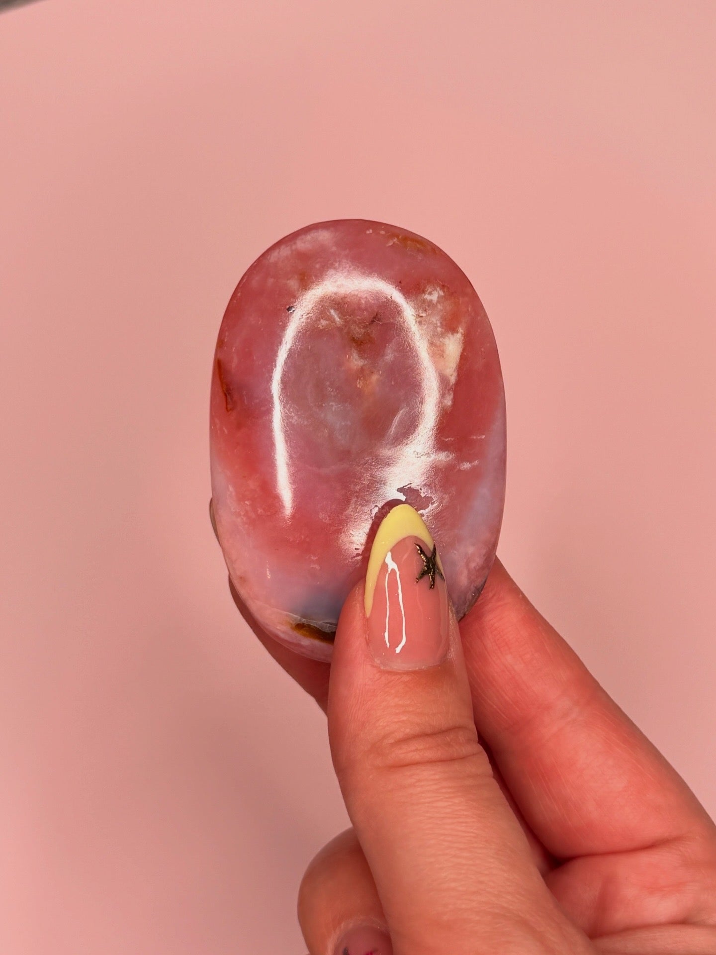 HQ Peru Pink Opal Palm Stones