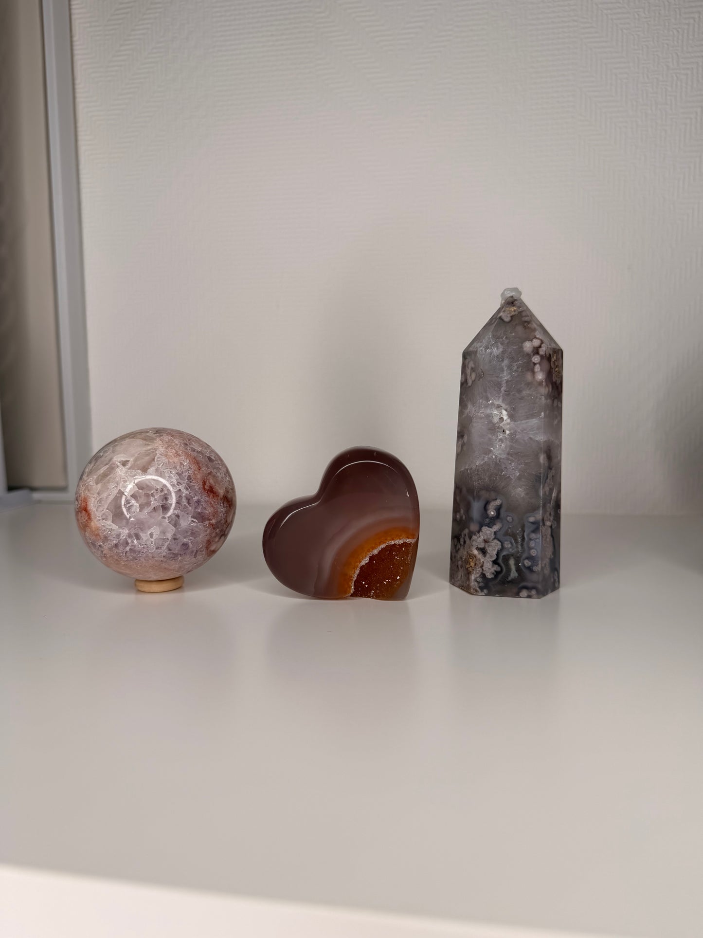 Emma Crystal live claims