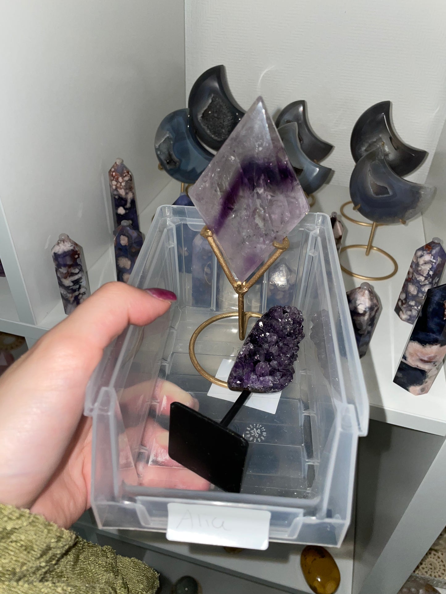 Alice Crystal live claims