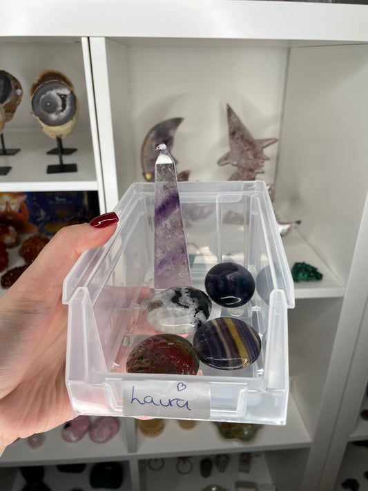 Laura Crystal live claims