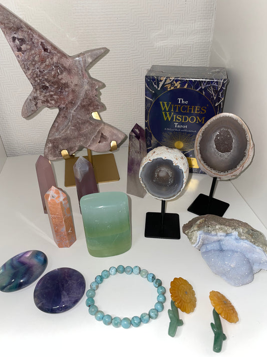 Laura Crystal live claims