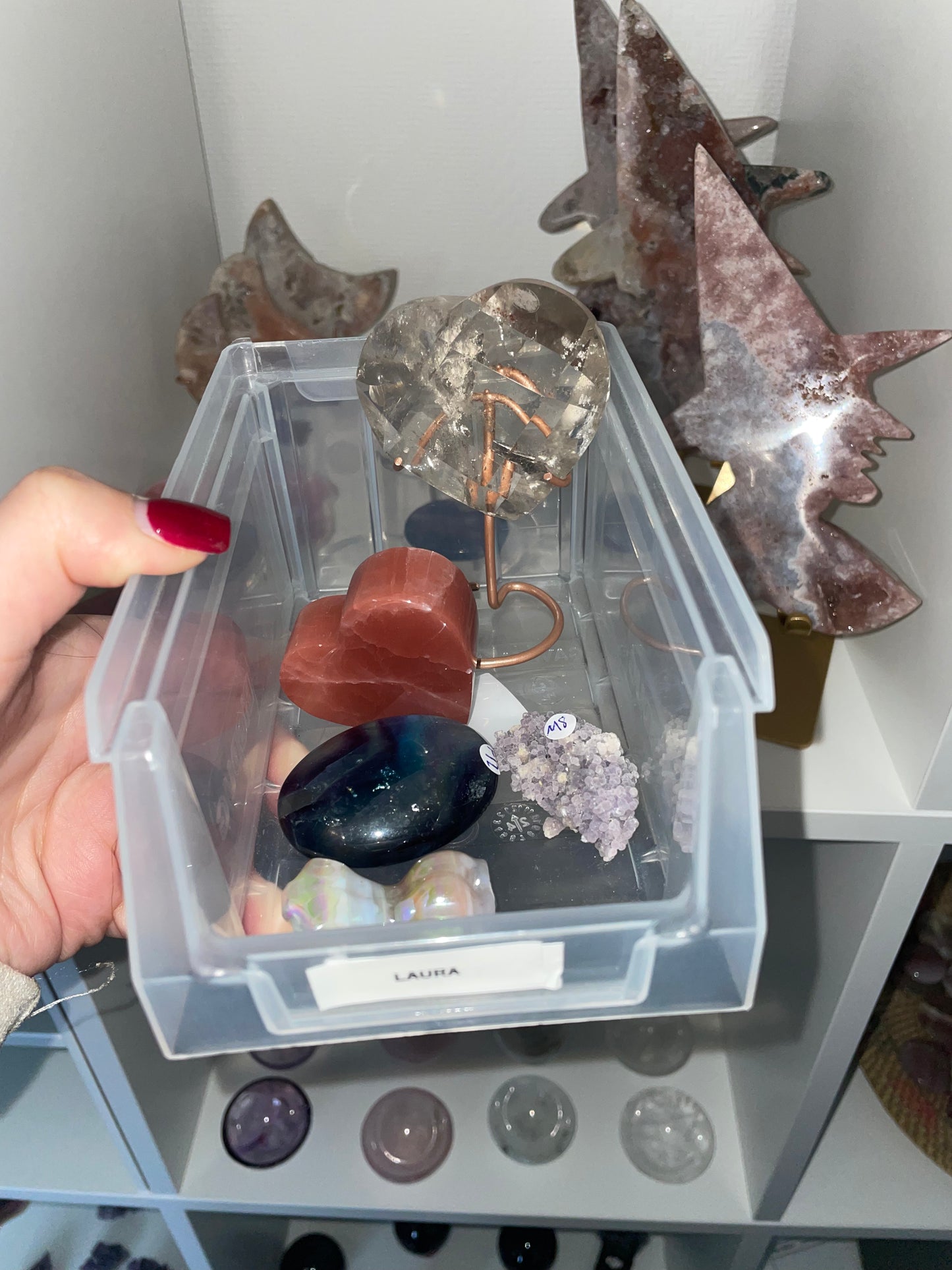 Laura Crystal live claims